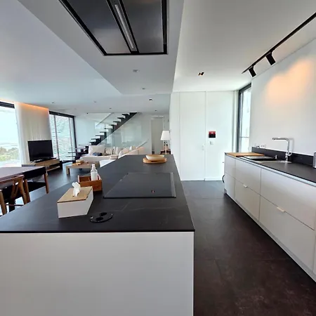 Villa Exceptional With A Panoramic Views Over The Obidos Lagoon