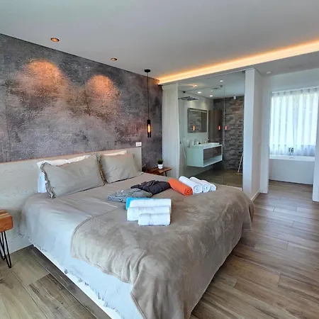 Exceptional With A Panoramic Views Over The Obidos Lagoon Villa Nadadouro