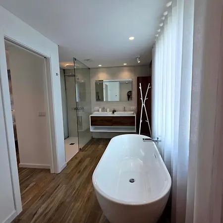 Villa Exceptional With A Panoramic Views Over The Obidos Lagoon *